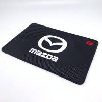 Антиковзаючий килимок у машину на торпеду Mazda