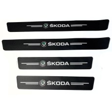 Накладка на пороги Skoda carbon (к-т 4шт)