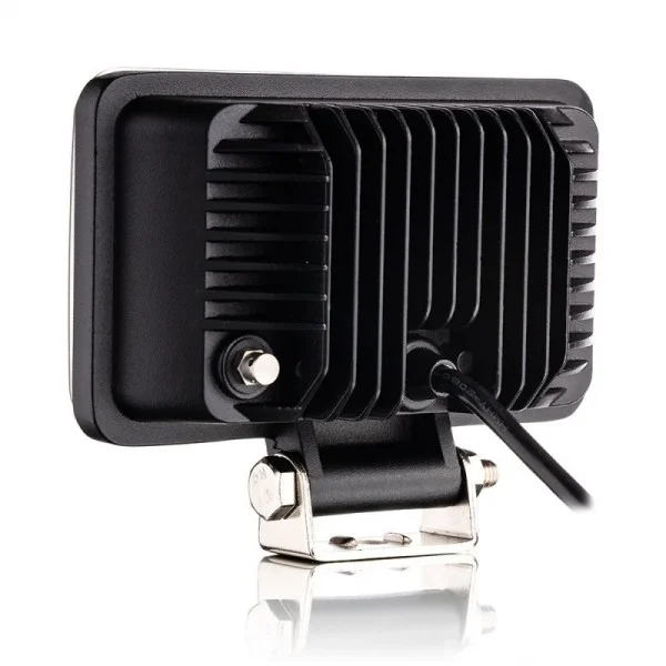 Фара рабочего света Leader + DRL 04 (150x90x65) 10-60 В / 60 Вт / 6000K